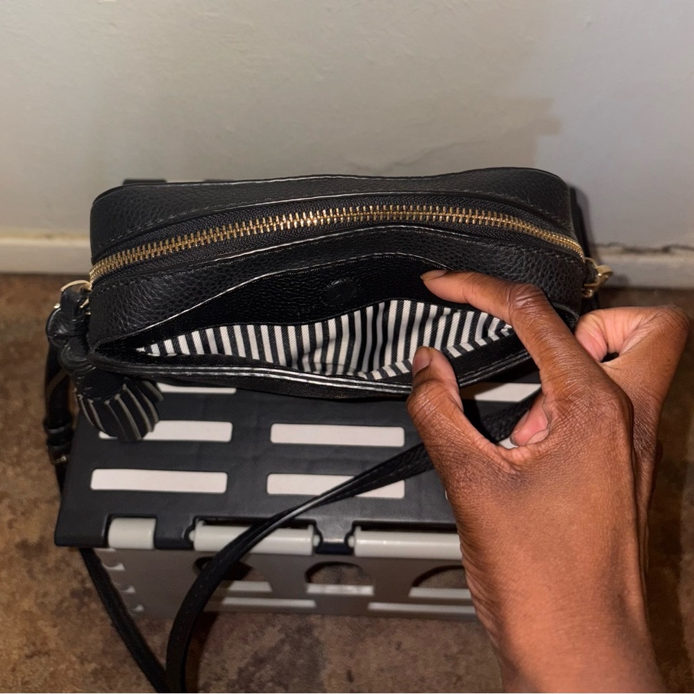 Kate Spade Black Pebbled Leather Camera Crossbody with Tassel - Picture 10 of 13